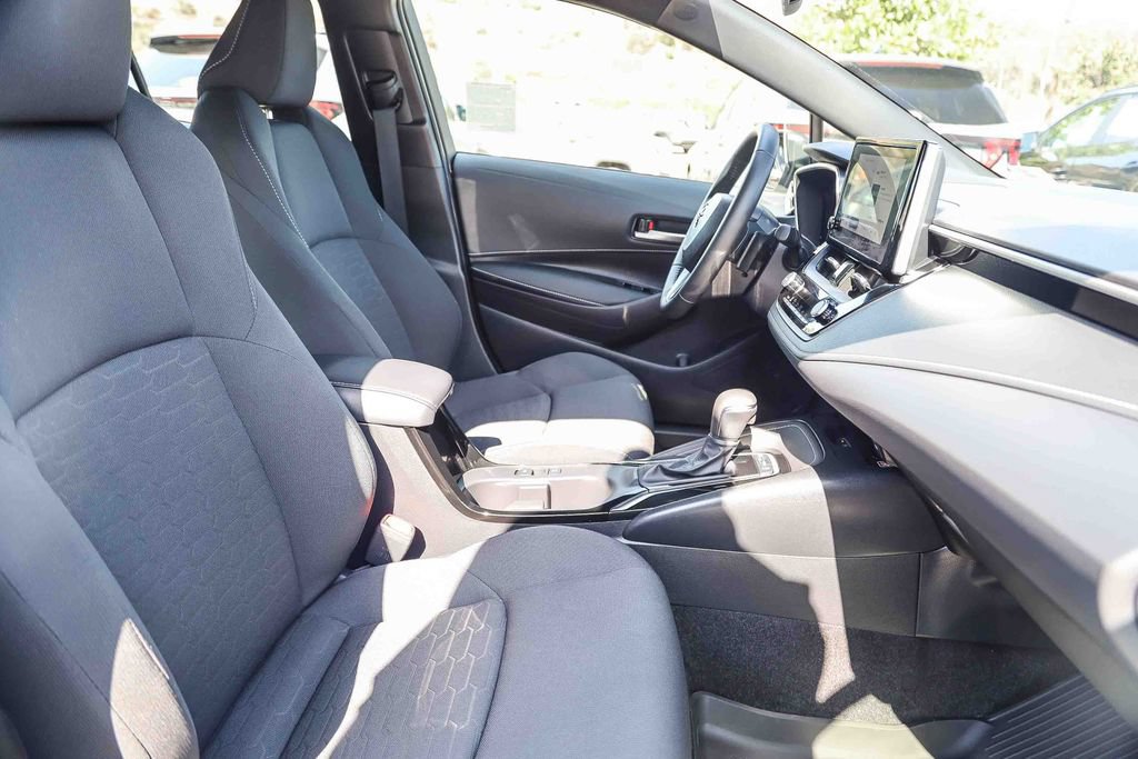 Used 2026 Toyota Corolla SE FWD image 18