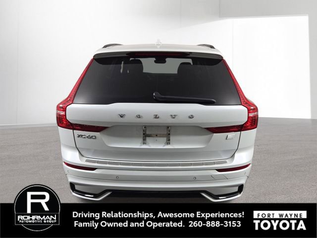 Used 2022 Volvo XC60 T8 R-Design w/ Advanced Package AWD/4WD image 9
