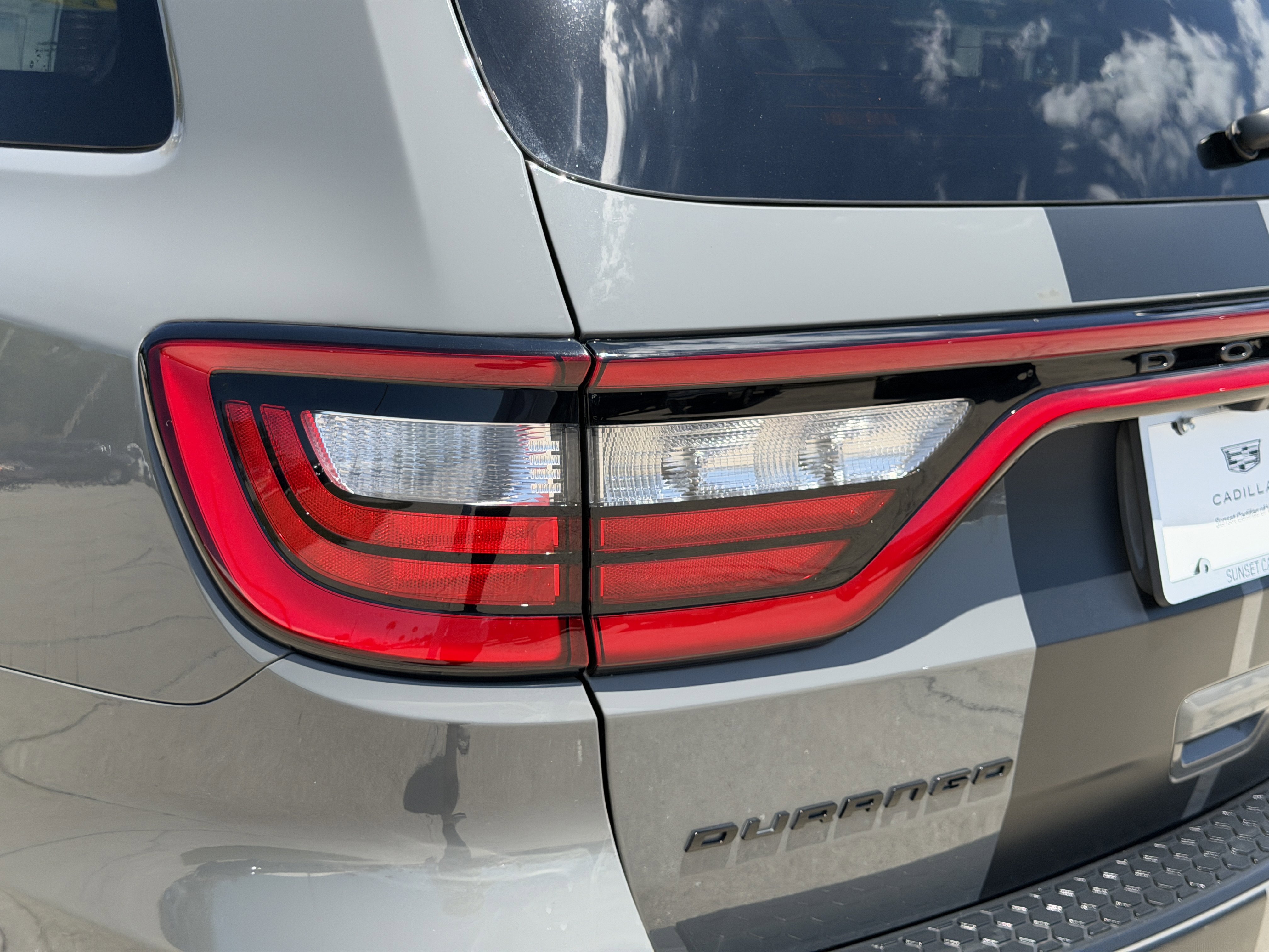 Used 2021 Dodge Durango R/T w/ Technology Group RWD image 10