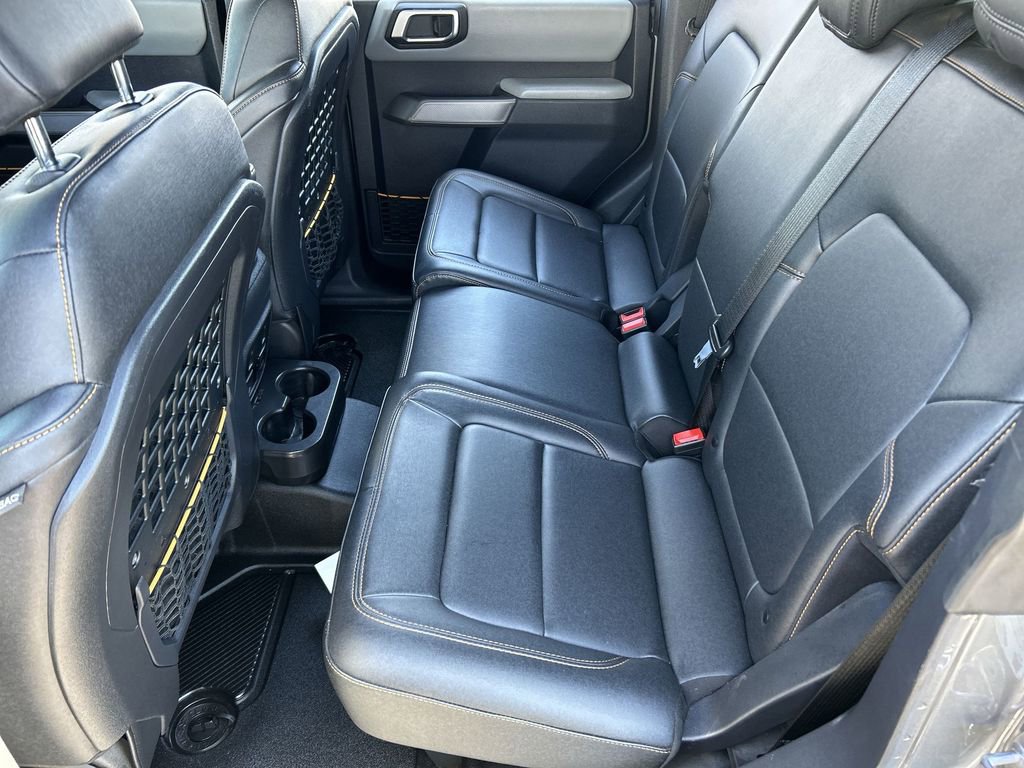 Used 2023 Ford Bronco Badlands w/ Sasquatch Package image 25