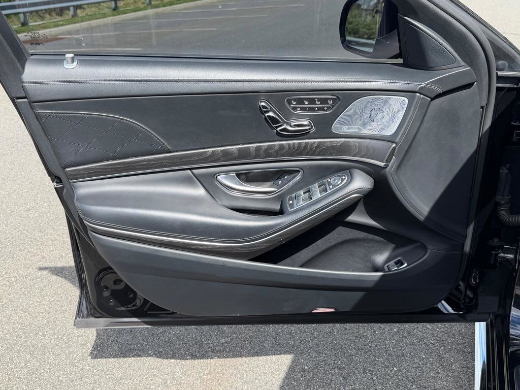 Used 2018 Mercedes-Benz S 63 AMG S 4MATIC Sedan image 33