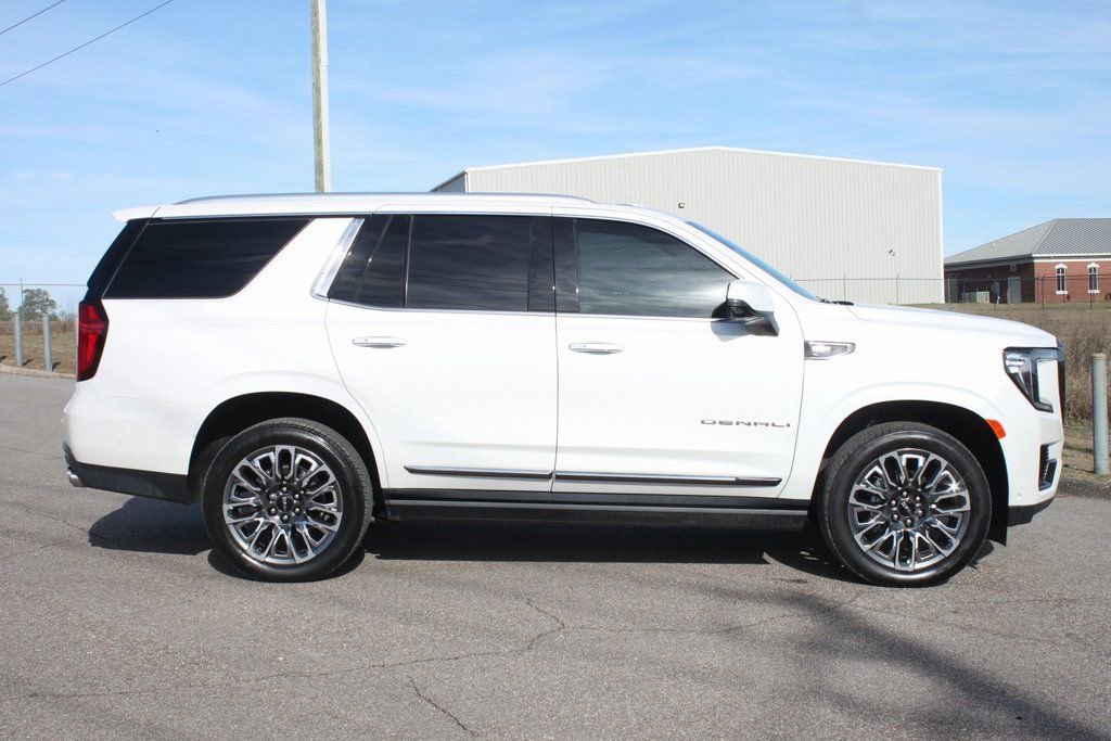 Used 2024 GMC Yukon Denali Ultimate image 21