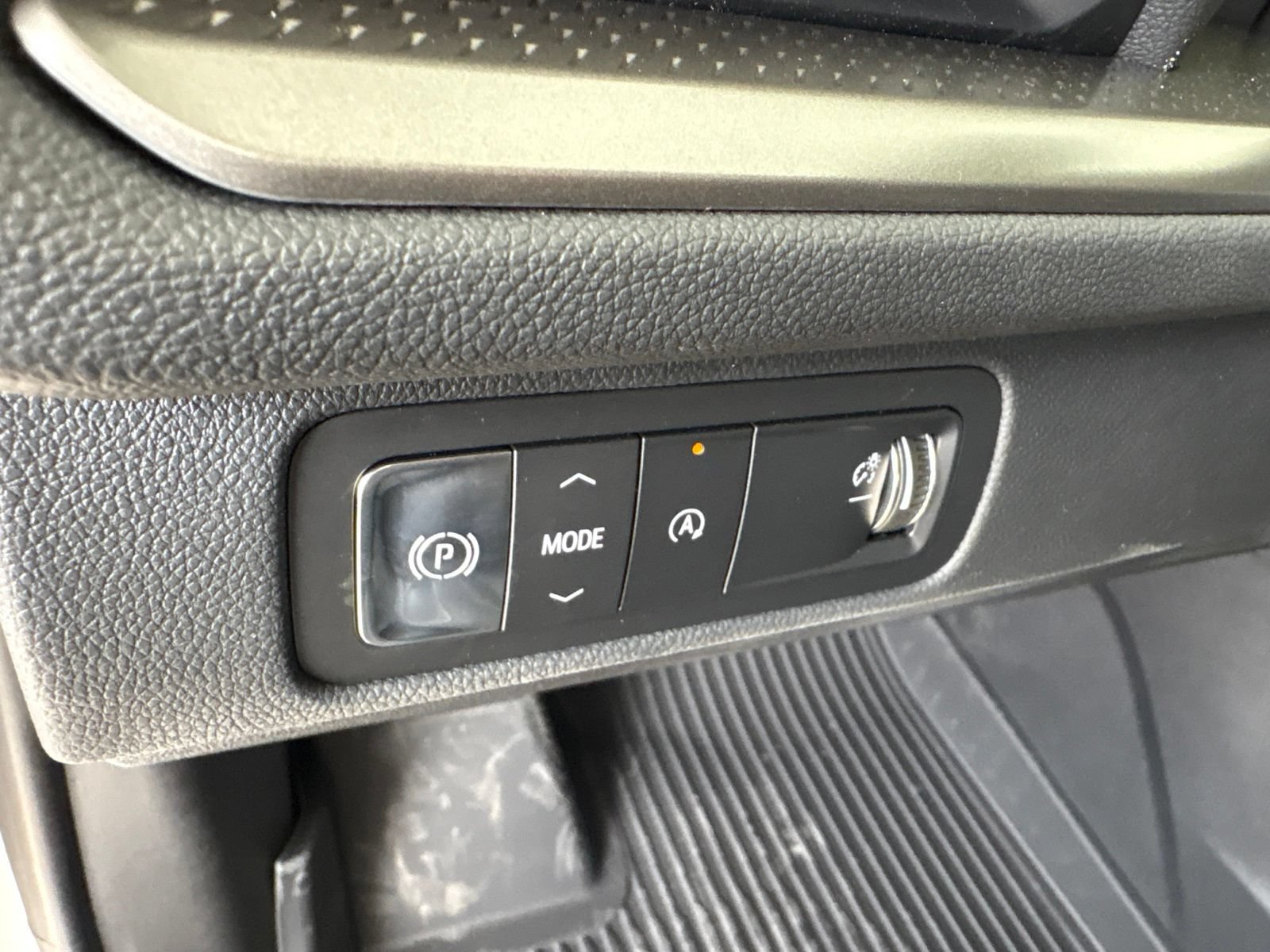 New 2026 Chevrolet Traverse LT w/ Driver Confidence Package FWD image 14