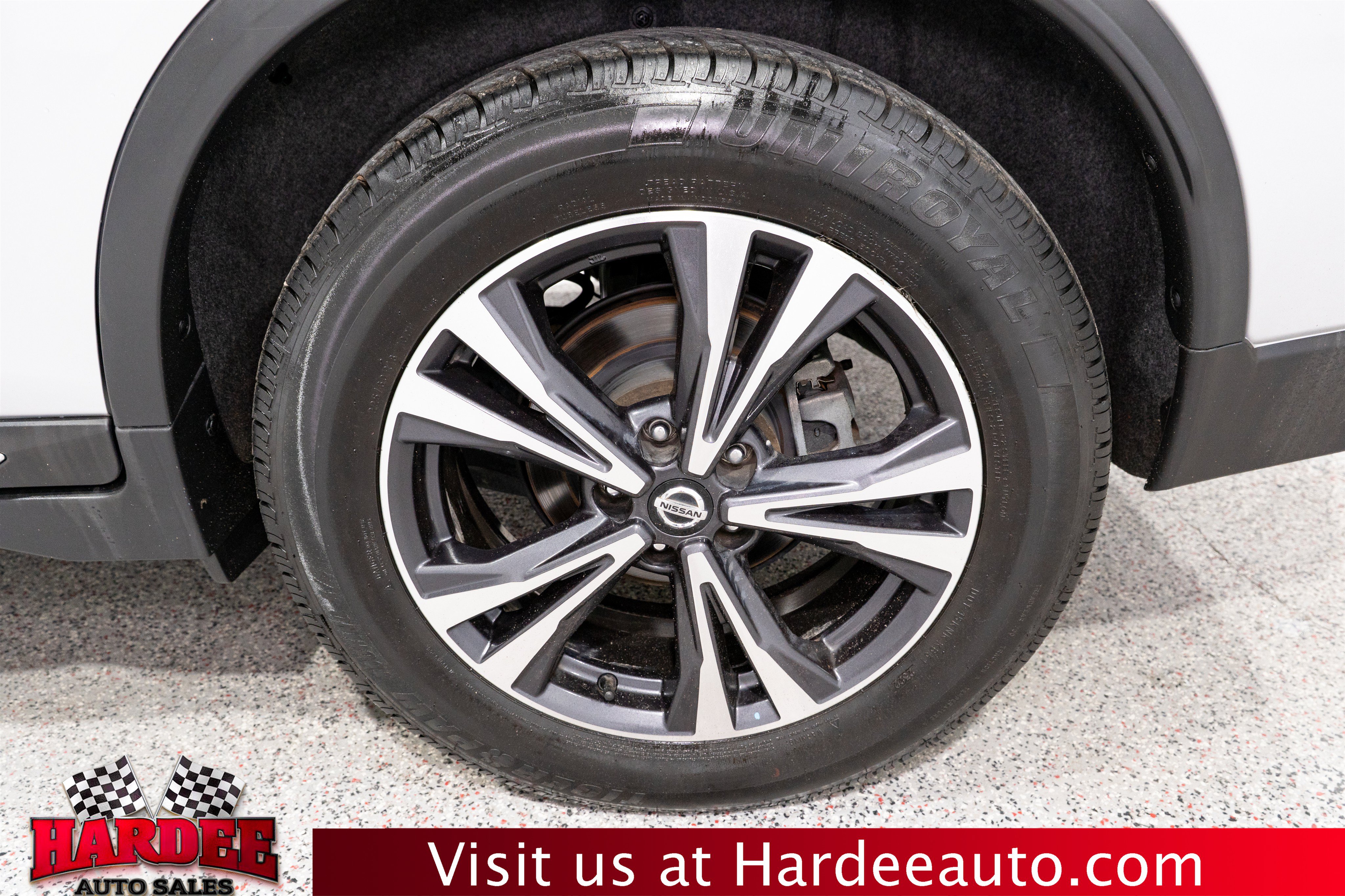 Used 2018 Nissan Rogue SL FWD image 10