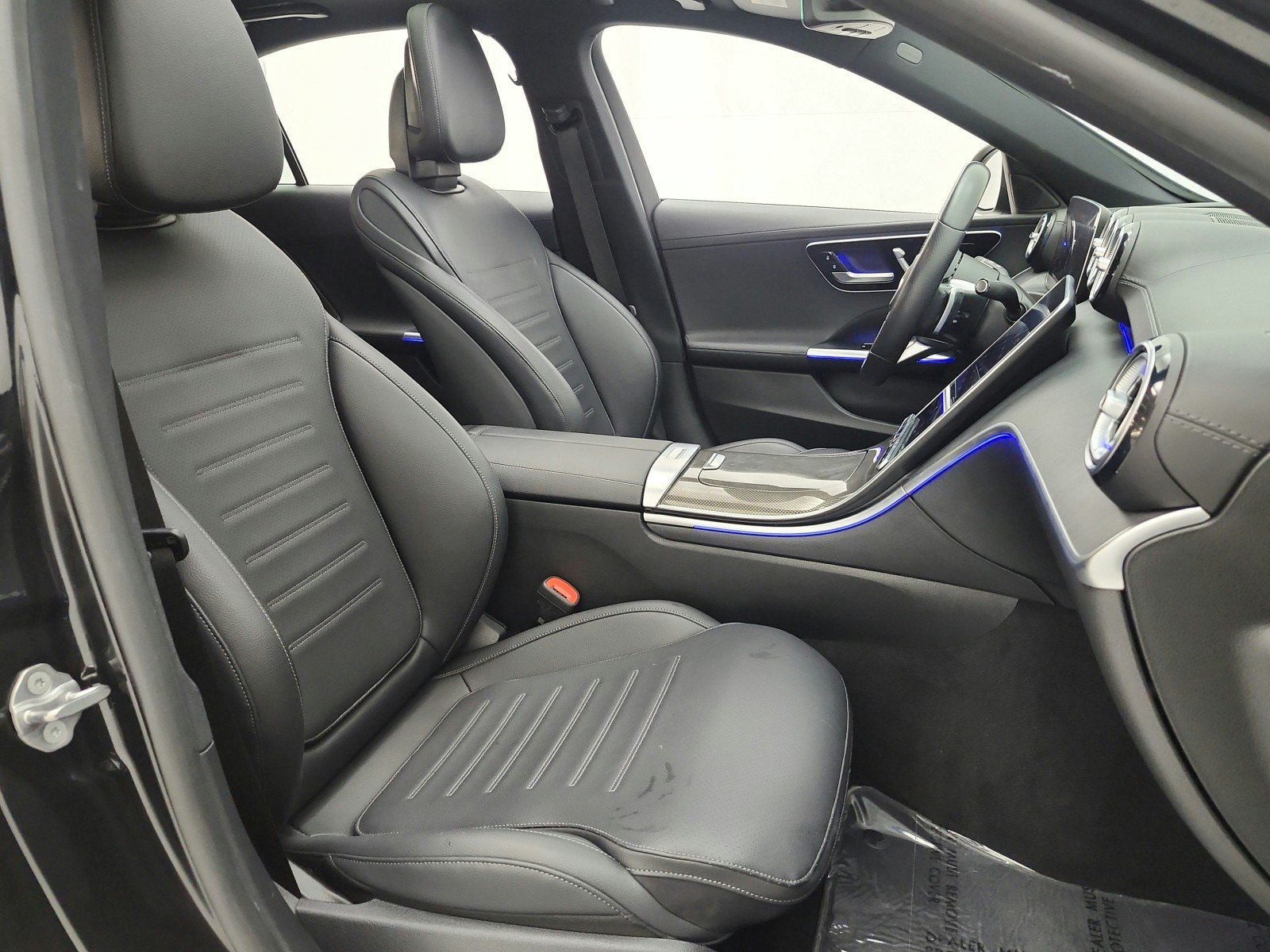 Used 2022 Mercedes-Benz C 300 Sedan image 11