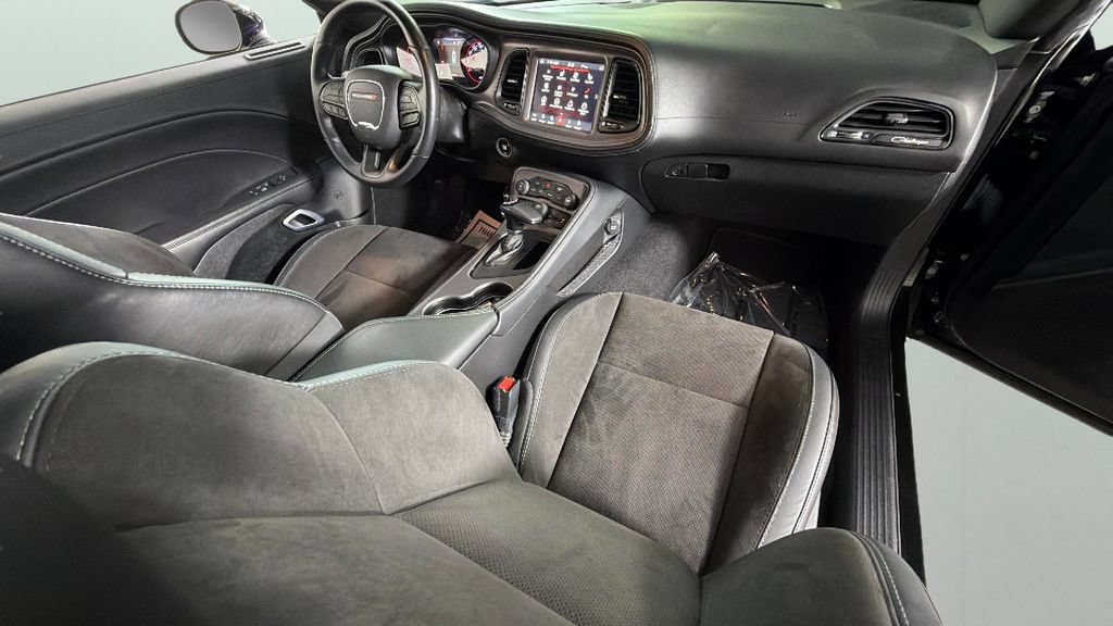 Used 2023 Dodge Challenger R/T w/ Plus Package RWD image 30