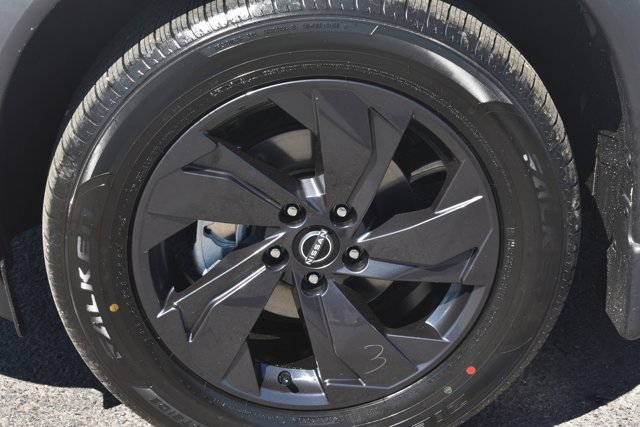 New 2026 Nissan Rogue SV FWD image 9