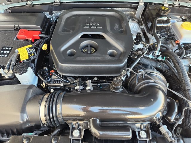 Used 2024 Jeep Wrangler Unlimited Sport AWD/4WD image 31