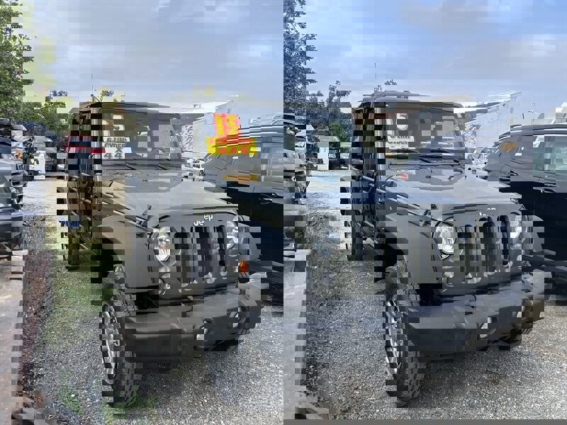 Used 2015 Jeep Wrangler Unlimited Sport w/ Trailer Tow Group image 27