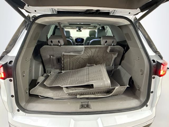 Used 2020 Chevrolet Traverse Premier image 30