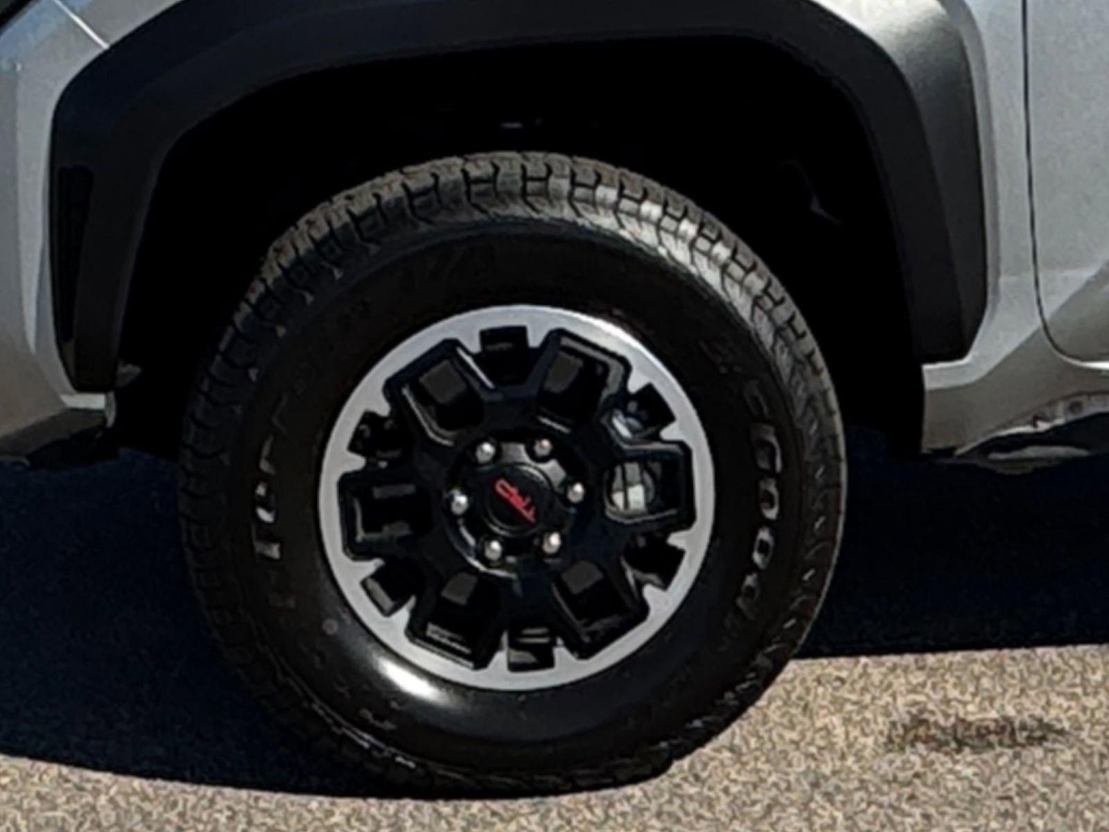 Used 2025 Toyota Tacoma SR image 28