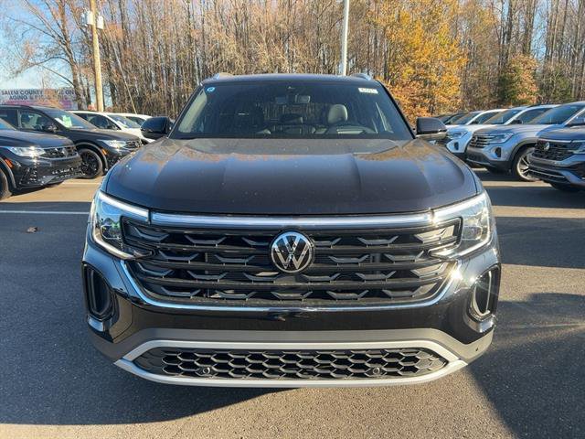 New 2025 Volkswagen Atlas Cross Sport SEL image 6