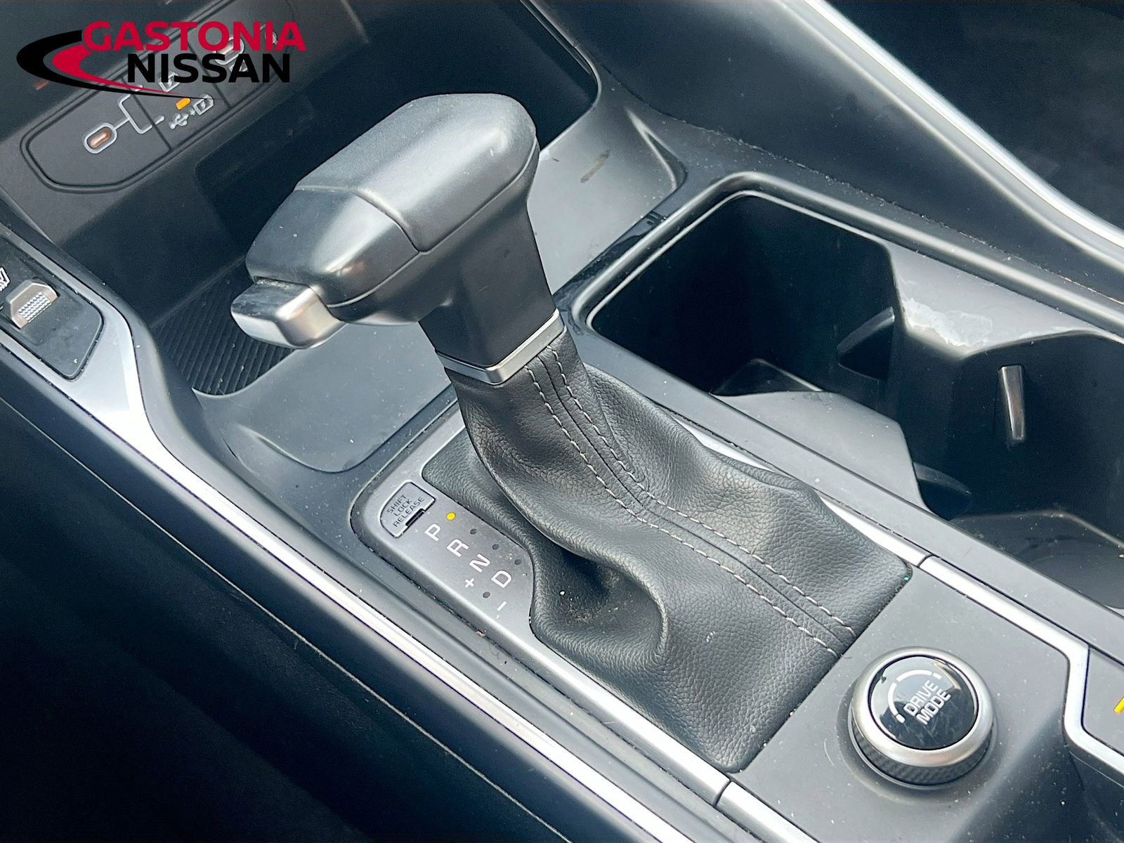 Used 2024 Kia Sorento S image 22