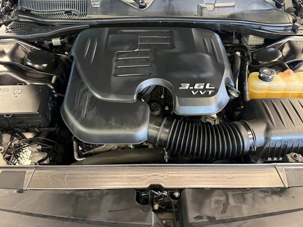 Used 2018 Dodge Challenger SXT w/ Blacktop Package image 23