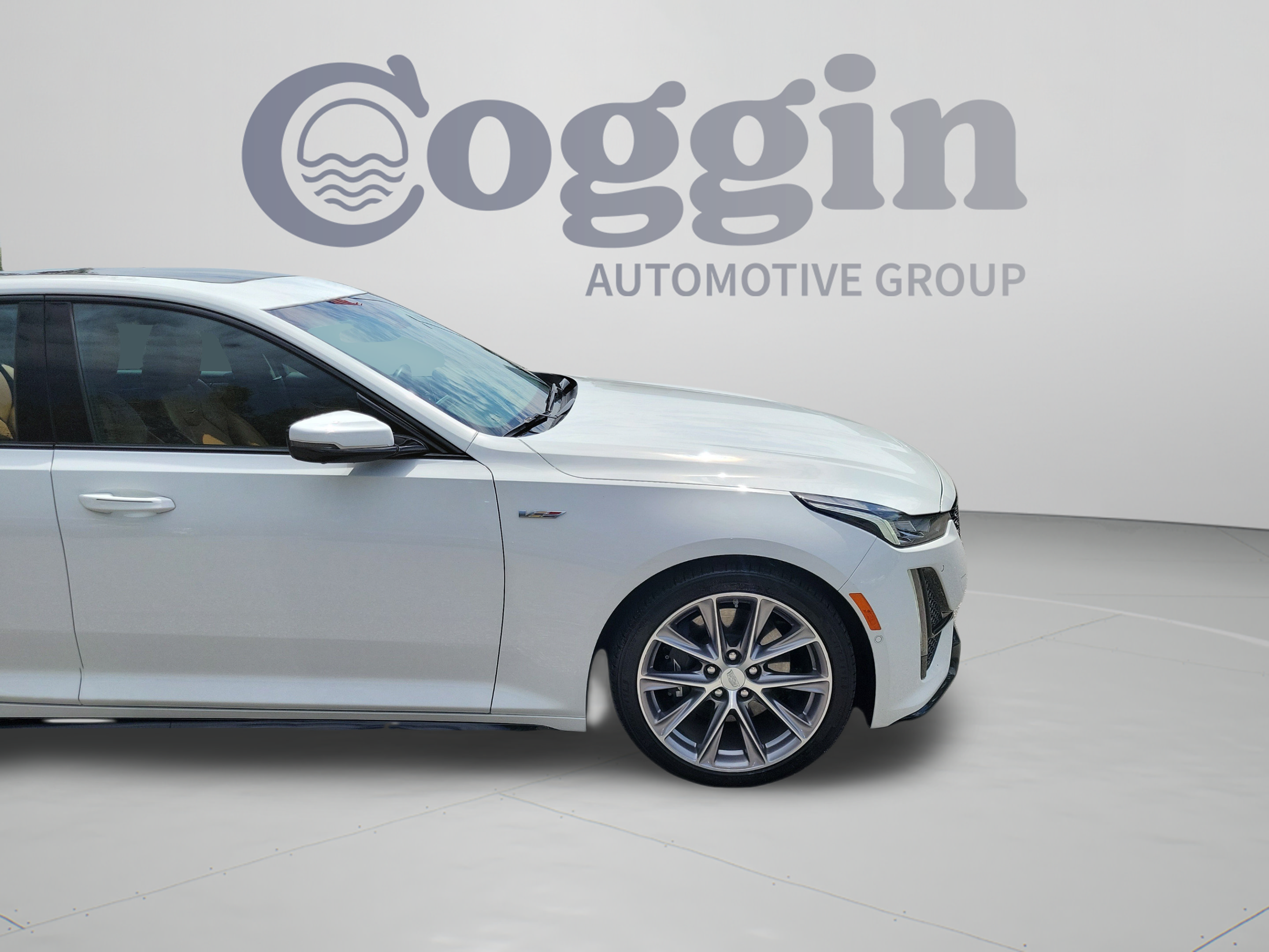 Used 2023 Cadillac CT5 V w/ Platinum Package RWD image 32