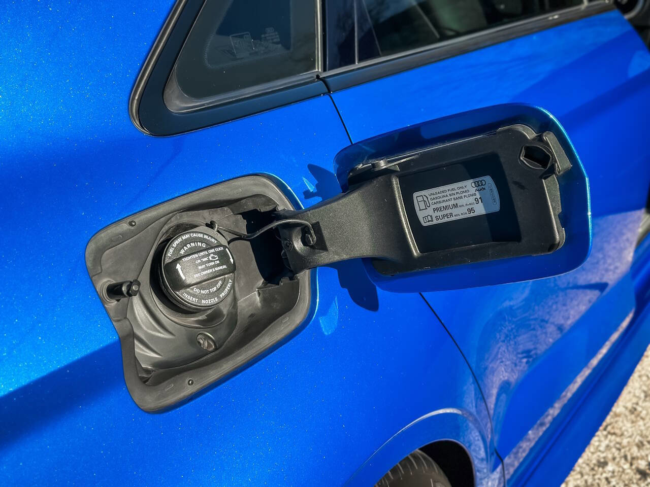 Used 2018 Audi RS 3 w/ Technology Package image 98