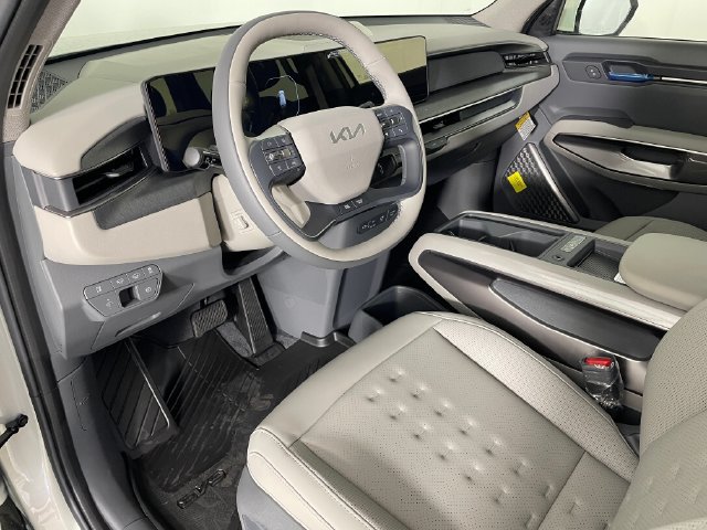 New 2026 Kia EV9 Wind AWD/4WD image 3