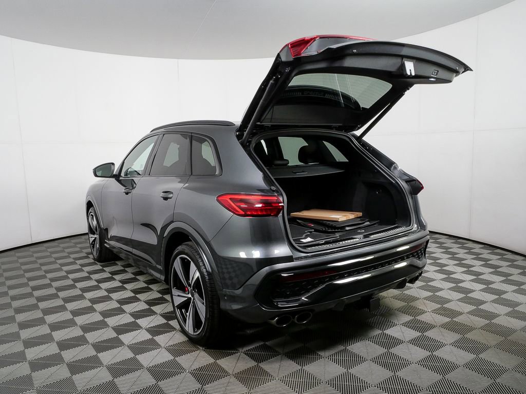 New 2026 Audi SQ5 Premium Plus image 34