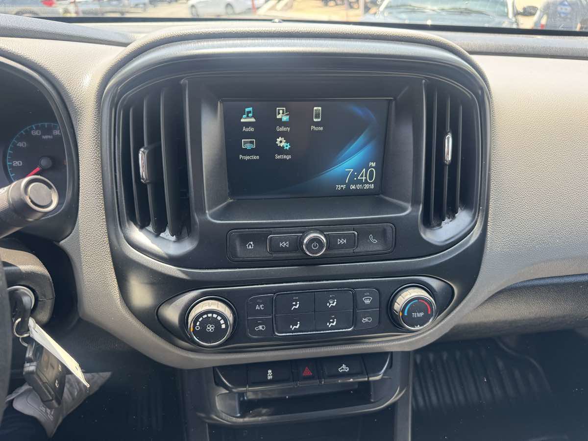 Used 2018 Chevrolet Colorado W/T image 19