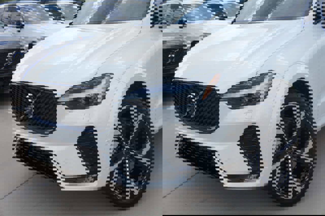 New 2026 Volvo XC60 B5 Ultra w/ Protection Package Premier image 22