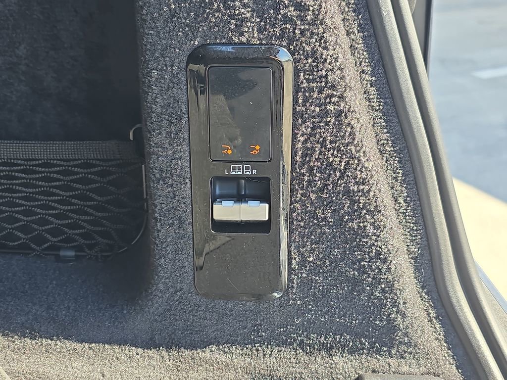 Used 2024 Land Rover Range Rover Sport Dynamic SE image 14