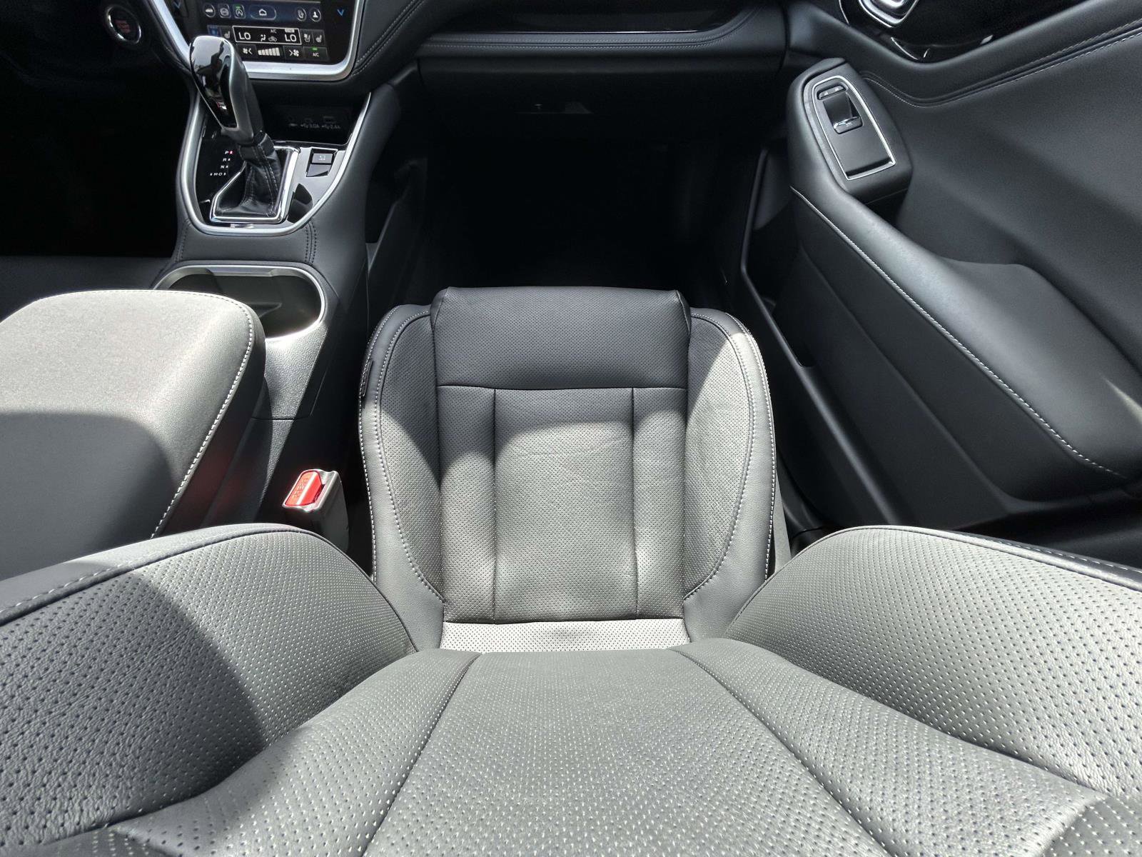 Used 2025 Subaru Outback Touring image 15