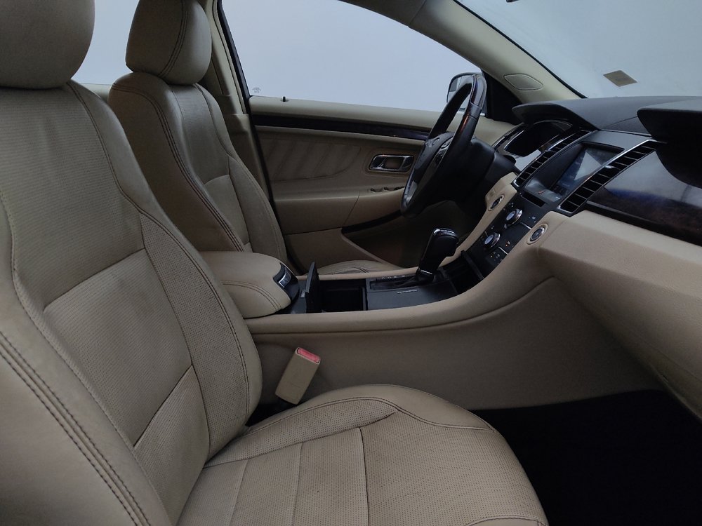 Used 2016 Ford Taurus Limited FWD image 21