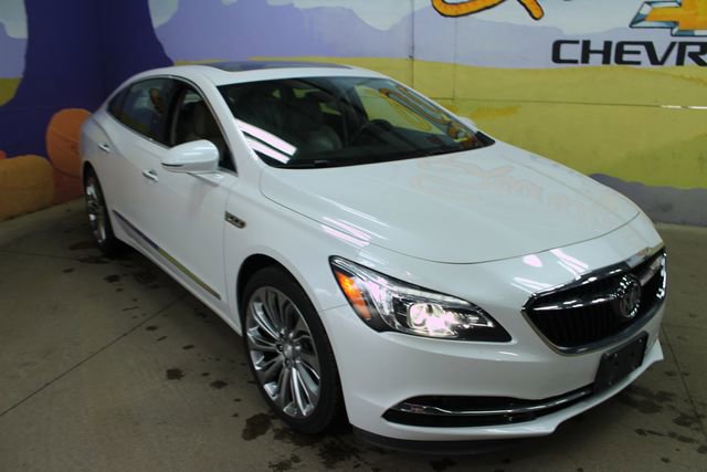 Used 2018 Buick LaCrosse Essence w/ Sun and Shade Package image 3