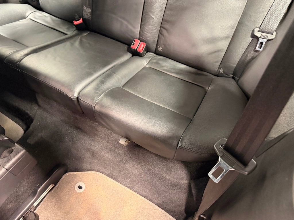 Used 2004 Volkswagen R32 image 17