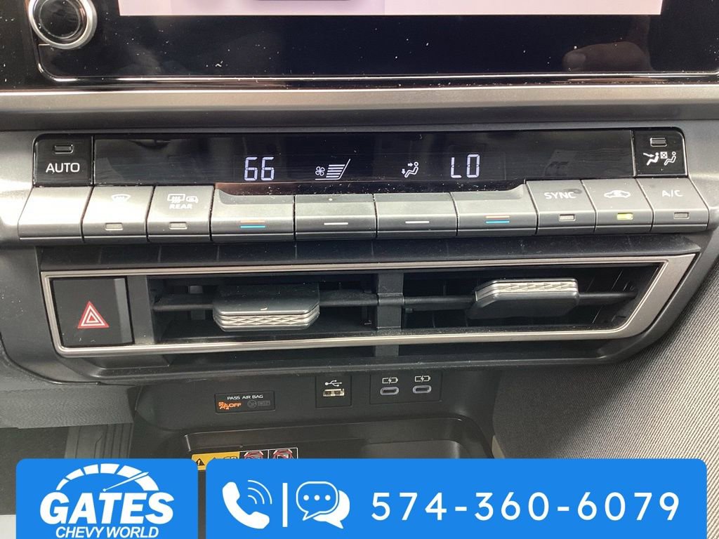 Used 2025 Toyota Camry LE FWD image 16