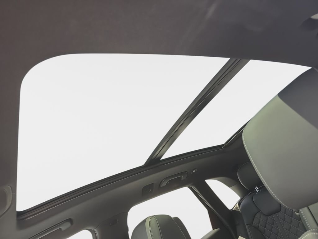 Certified 2023 Audi SQ5 Prestige w/ Prestige Package image 22