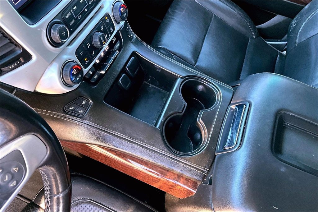 Used 2019 GMC Yukon XL SLT image 17