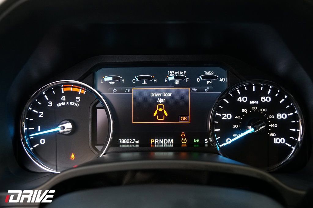 Used 2022 Ford F350 Lariat w/ Tremor Off-Road Package image 26