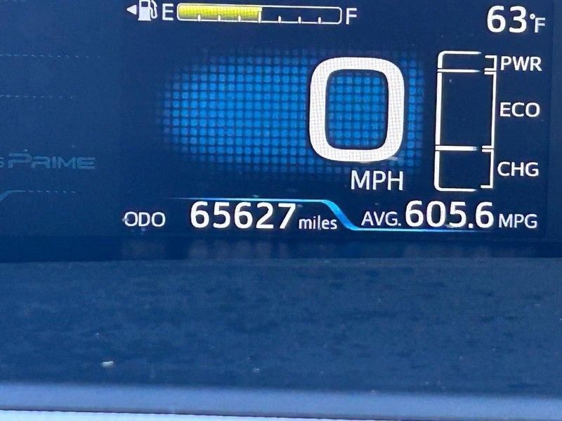 Used 2018 Toyota Prius Prime Advanced image 19