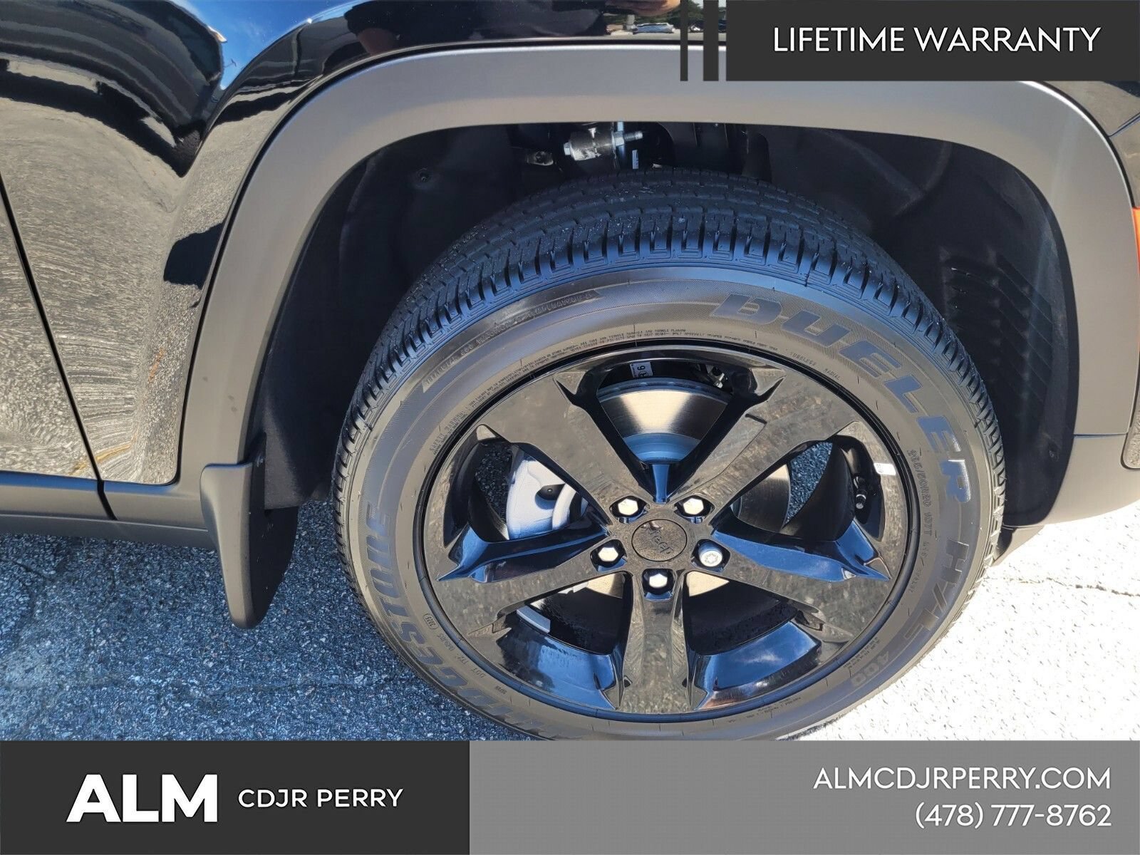 New 2025 Jeep Grand Cherokee Altitude AWD/4WD image 18