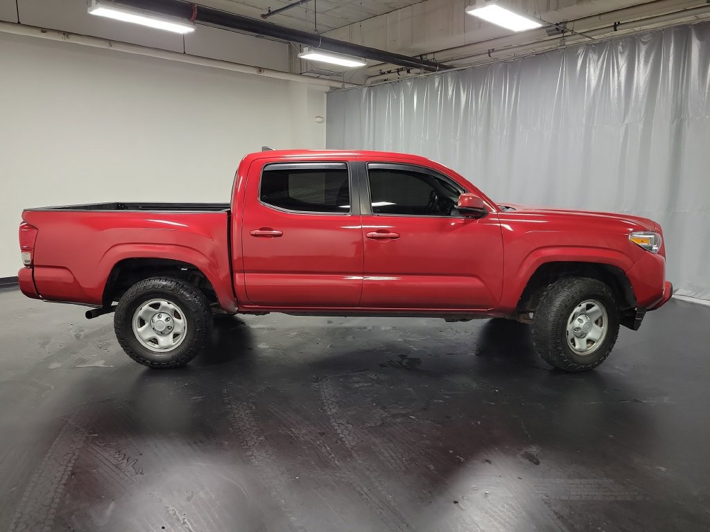 Used 2017 Toyota Tacoma SR w/ Tow Package AWD/4WD image 9