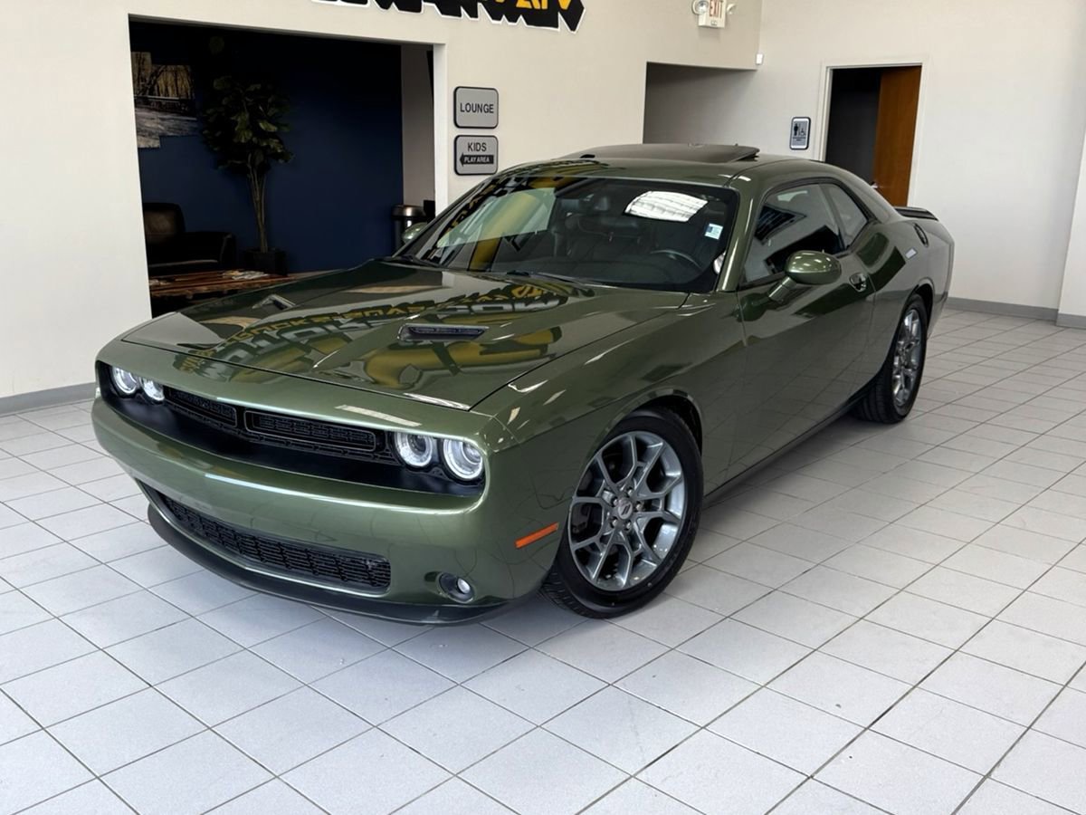 Used 2018 Dodge Challenger GT w/ Blacktop Package AWD/4WD image 1
