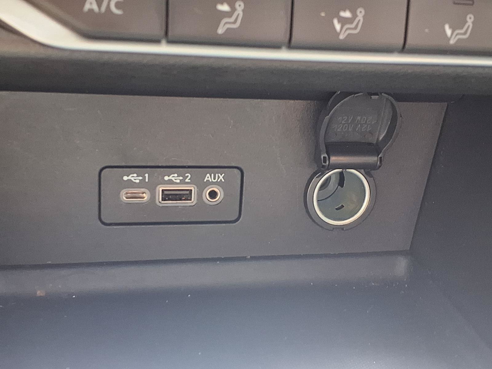 Used 2022 Nissan Sentra SV FWD image 8