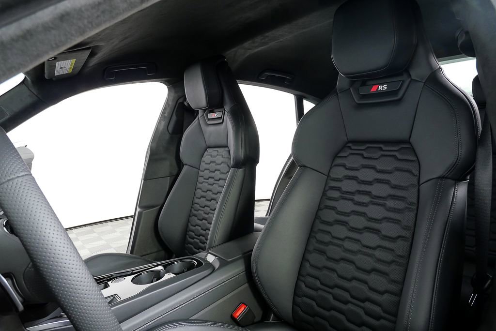 New 2026 Audi RS e-tron GT performance image 5