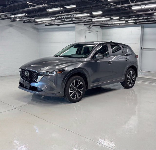 Certified 2025 MAZDA CX-5 AWD 2.5 S w/ Preferred Package image 1