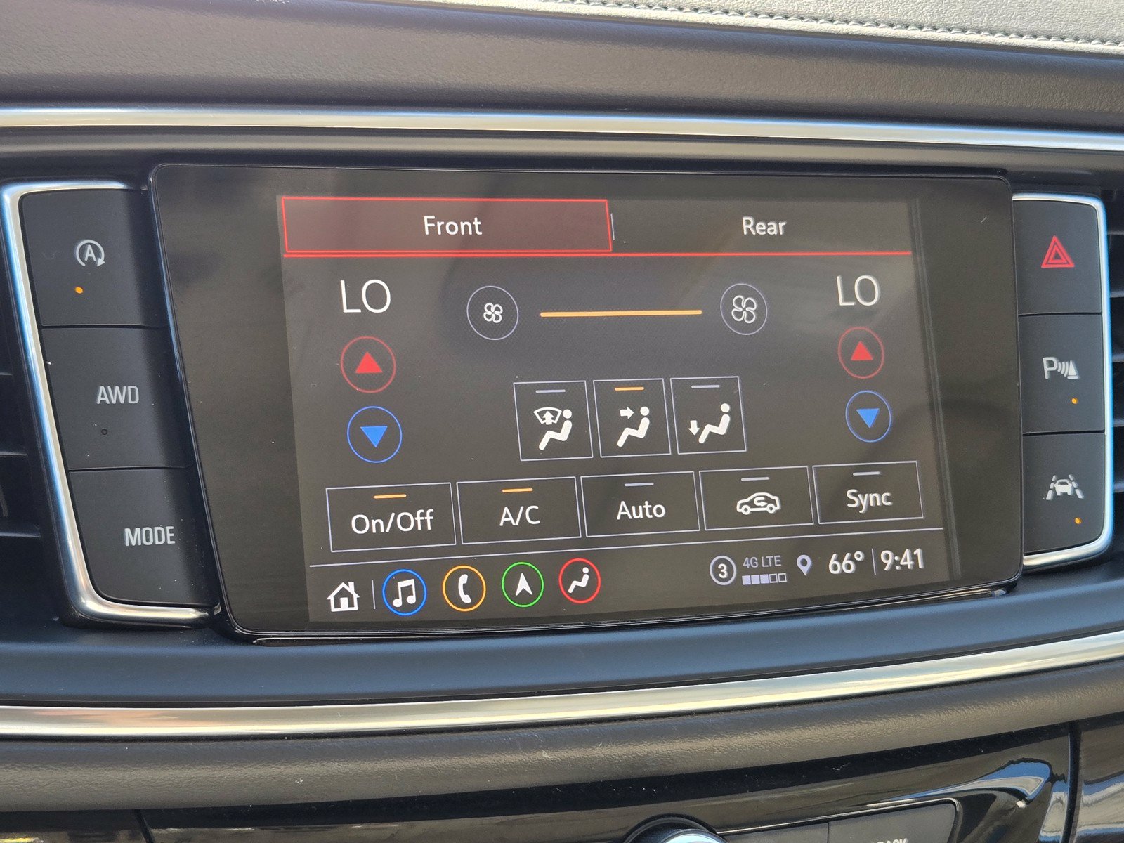 Used 2023 Buick Enclave Premium w/ Experience Buick Package AWD/4WD image 18