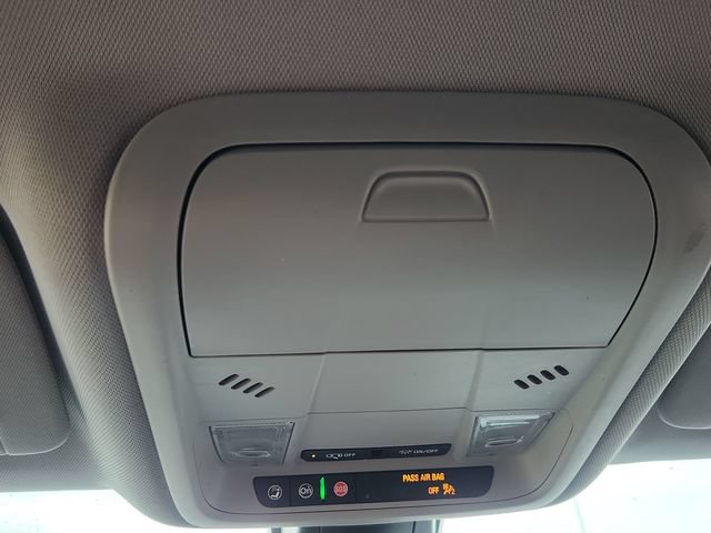 Used 2024 Chevrolet Blazer LT FWD image 45