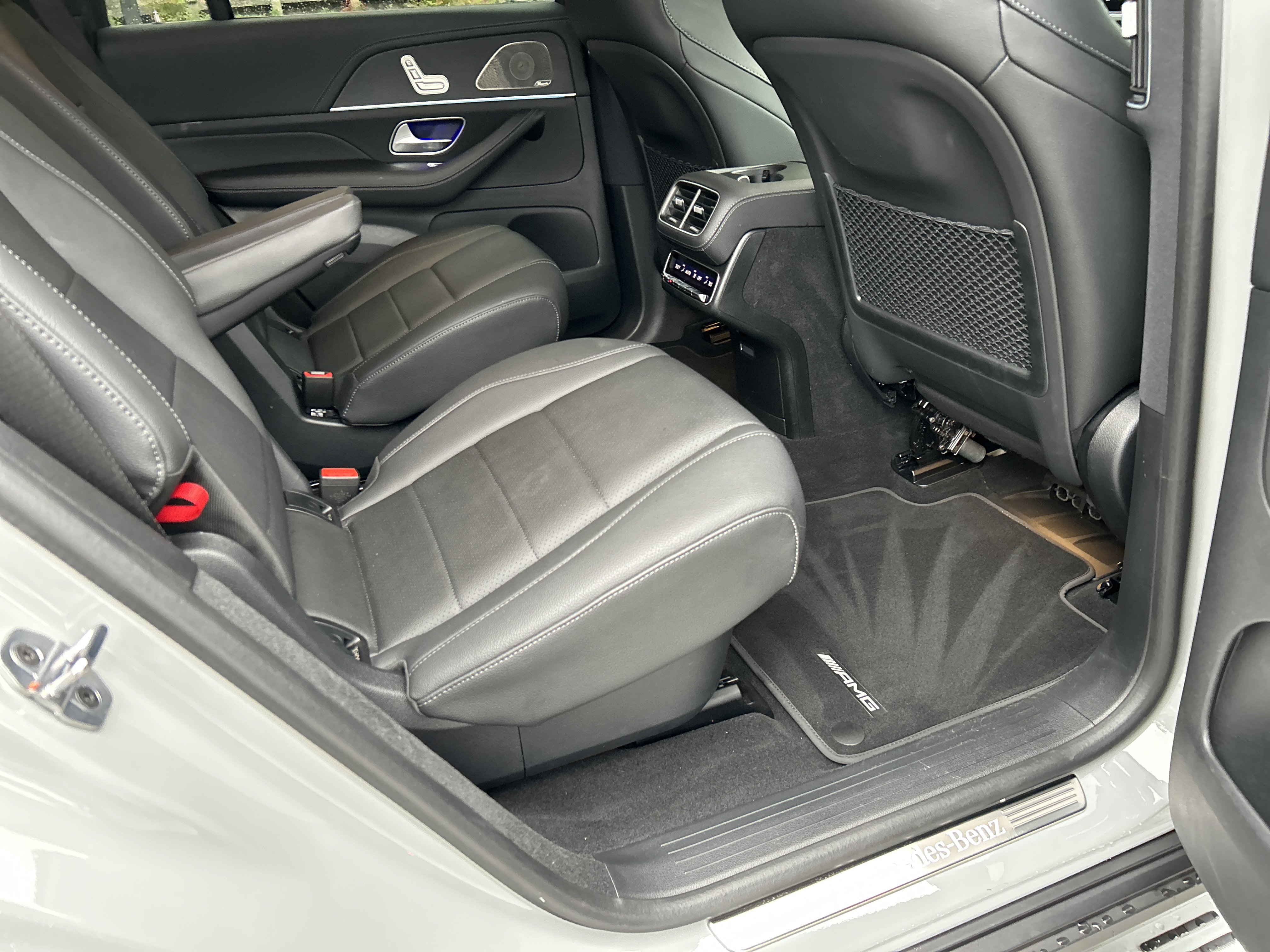 Certified 2025 Mercedes-Benz GLS 450 4MATIC image 48