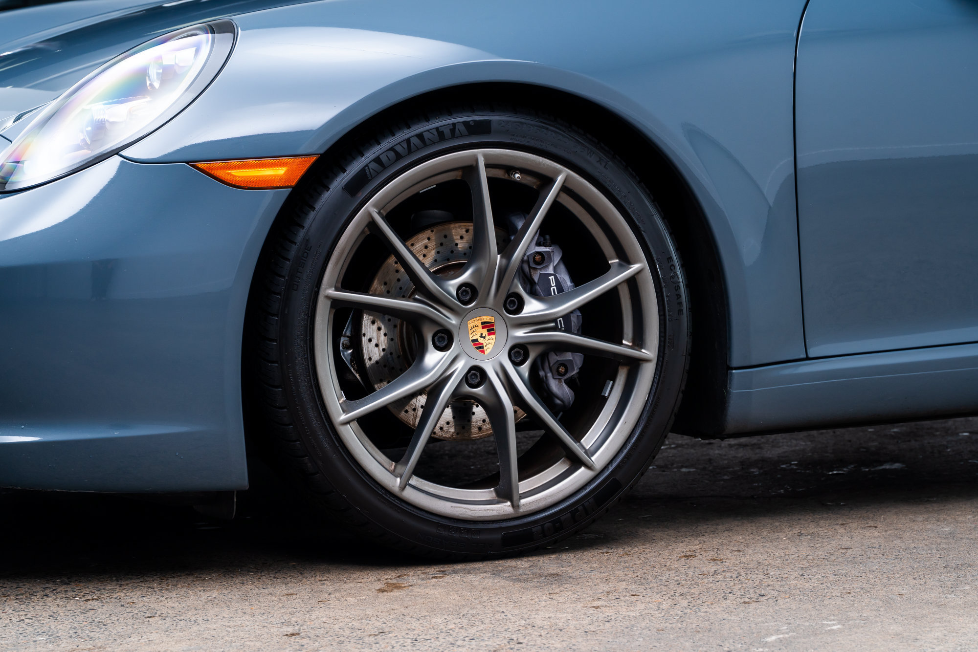 Used 2017 Porsche 911 Carrera RWD image 5