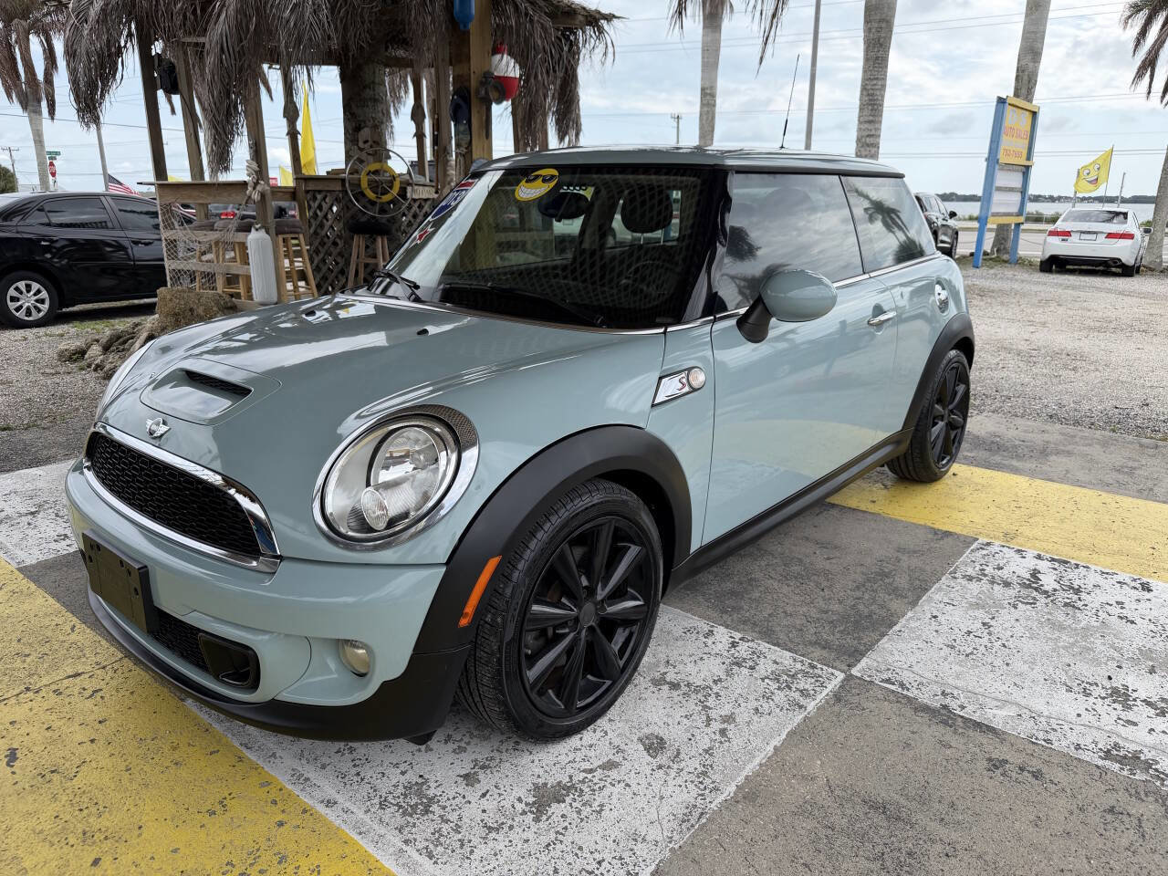 Used 2013 MINI Cooper S FWD image 1