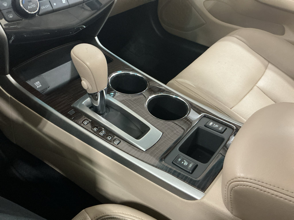 Used 2015 Nissan Altima 2.5 SL w/ Technology Package FWD image 11