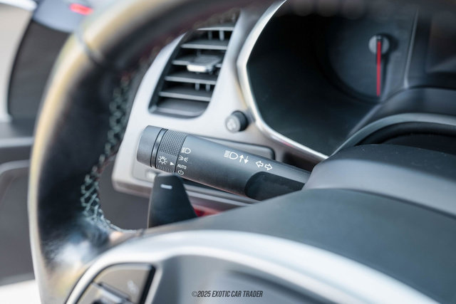 Used 2019 Chevrolet Corvette Stingray Coupe w/ Carbon Flash Badge Package image 65