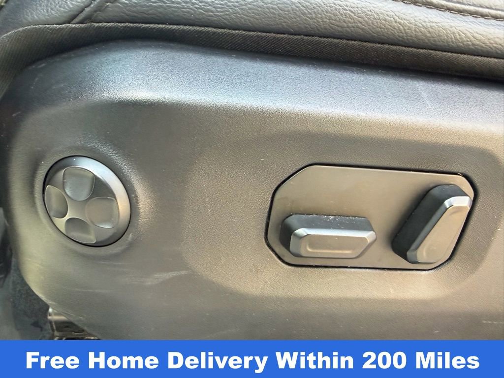 Used 2024 Jeep Wrangler Unlimited Sahara w/ Safety Group image 21