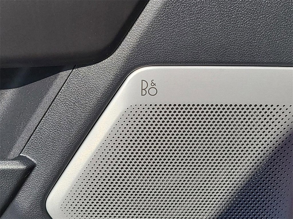 New 2025 Ford F150 Lariat w/ Equipment Group 502A High image 19