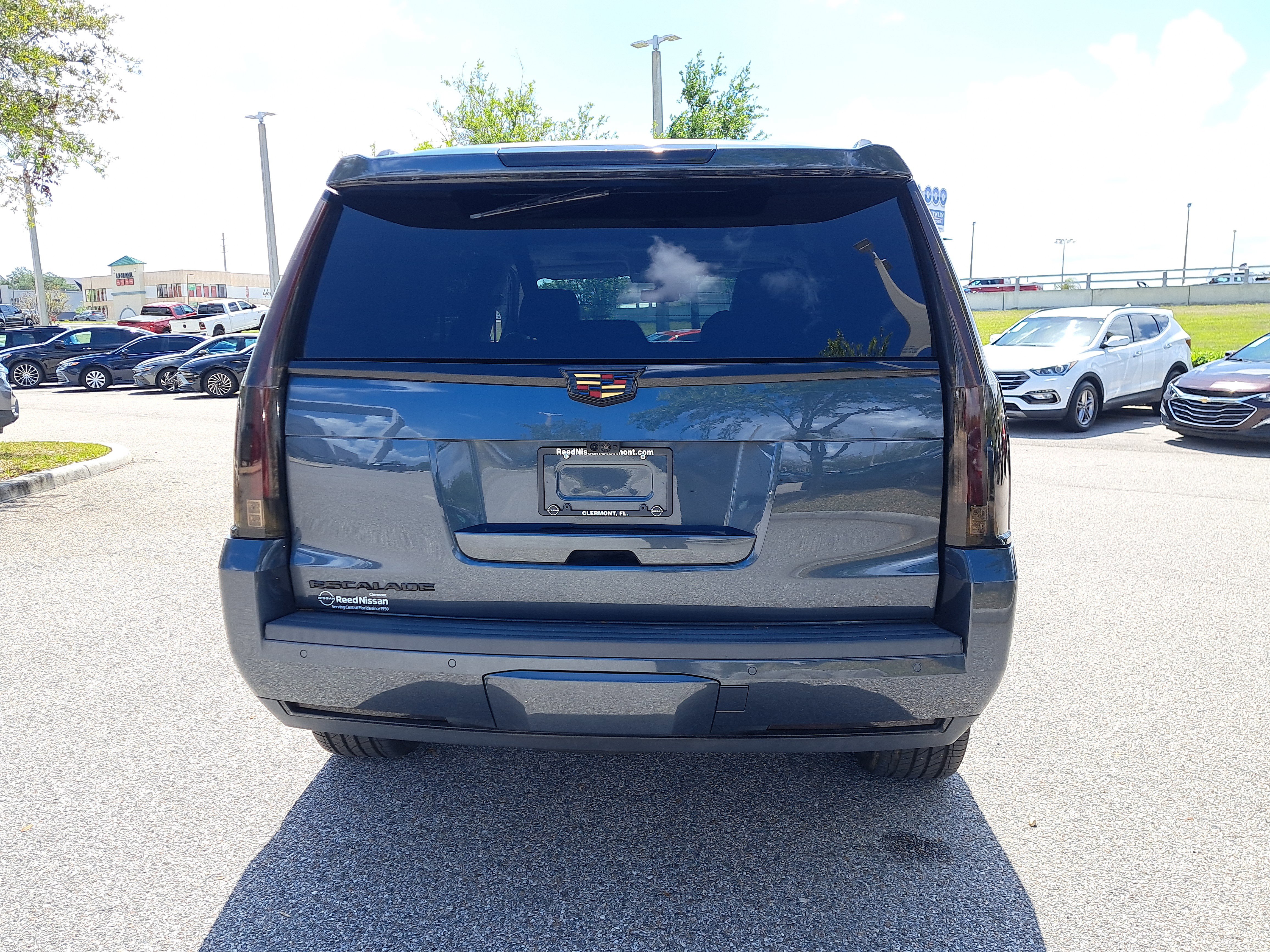 Used 2020 Cadillac Escalade Luxury image 6